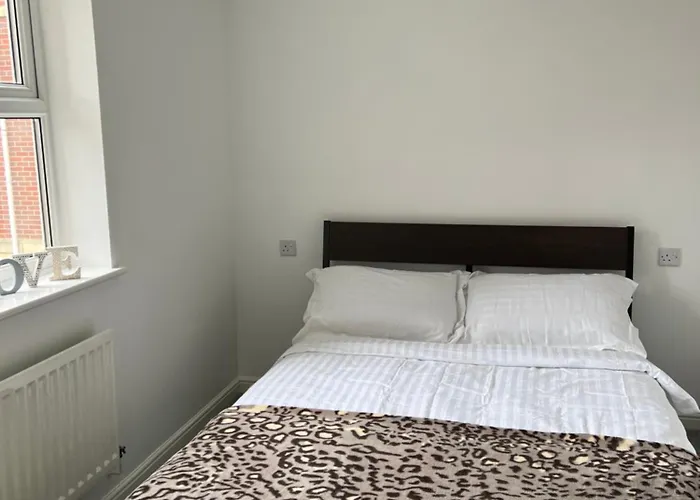 Amazing Double Bedroom Flat * Bristol